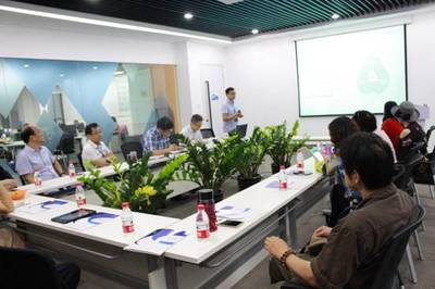 攜手共進(jìn)，智創(chuàng)未來(lái)——熱烈歡迎無(wú)錫中小企業(yè)服務(wù)機(jī)構(gòu)協(xié)會(huì)領(lǐng)導(dǎo)蒞臨海寶參觀指導(dǎo)